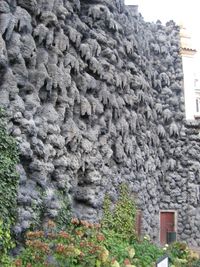 Prag Grotto Wand im Waldsteingarten
